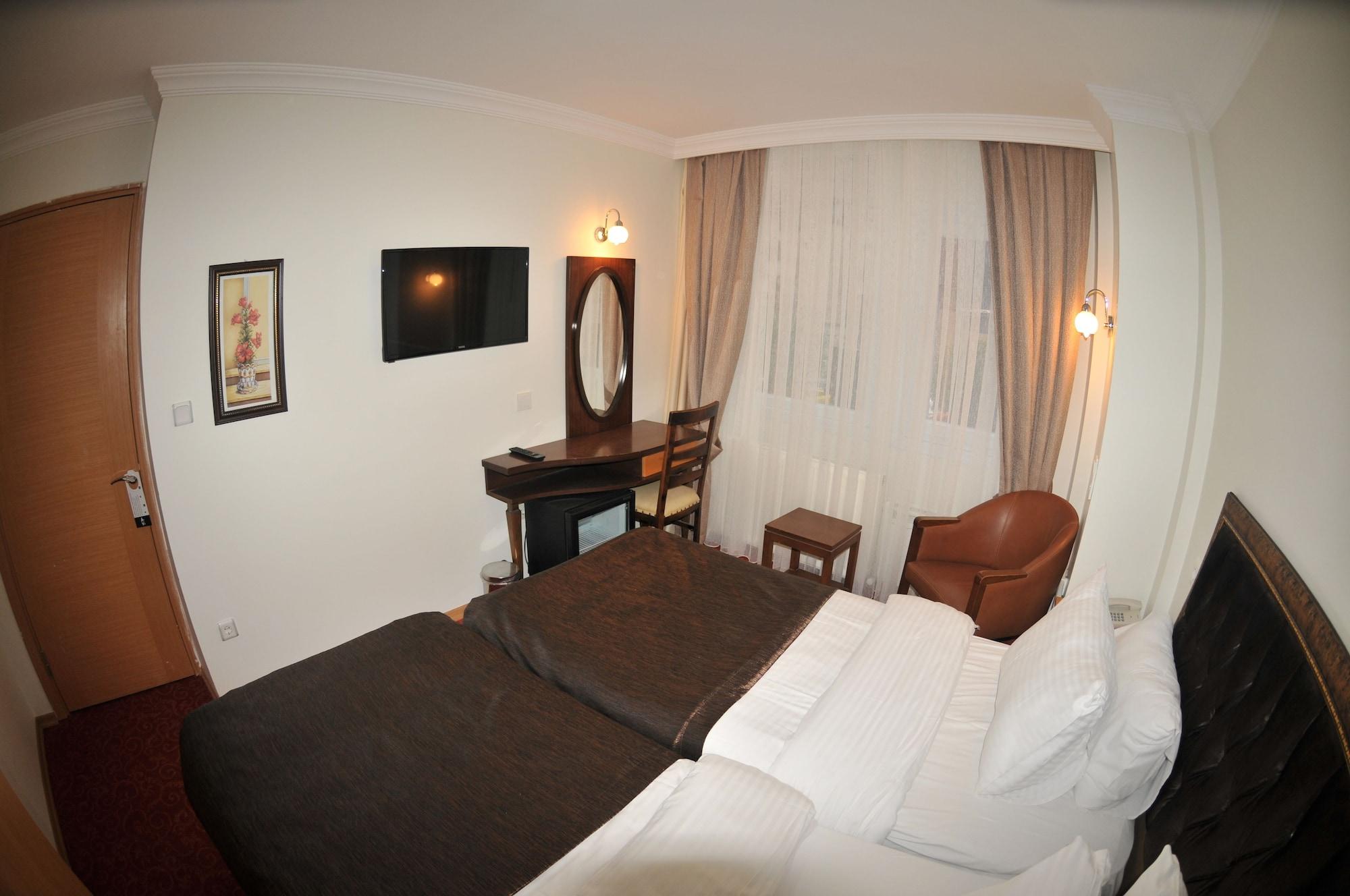 Palace Point Hotel Istanbul Exterior photo