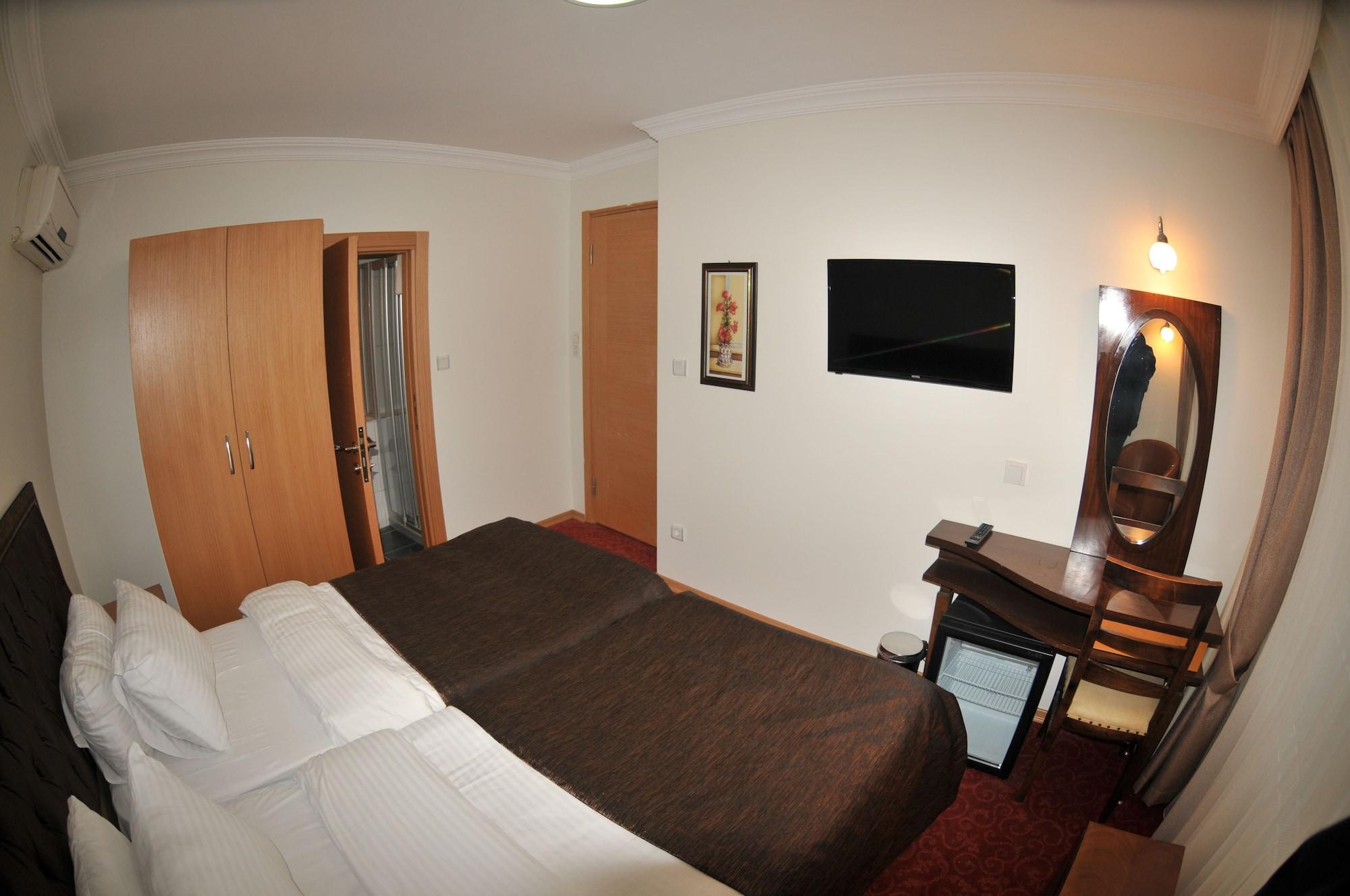 Palace Point Hotel Istanbul Exterior photo