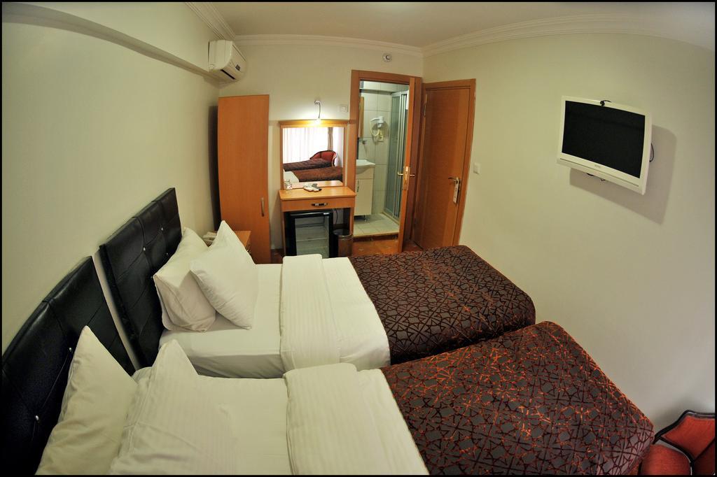 Palace Point Hotel Istanbul Exterior photo