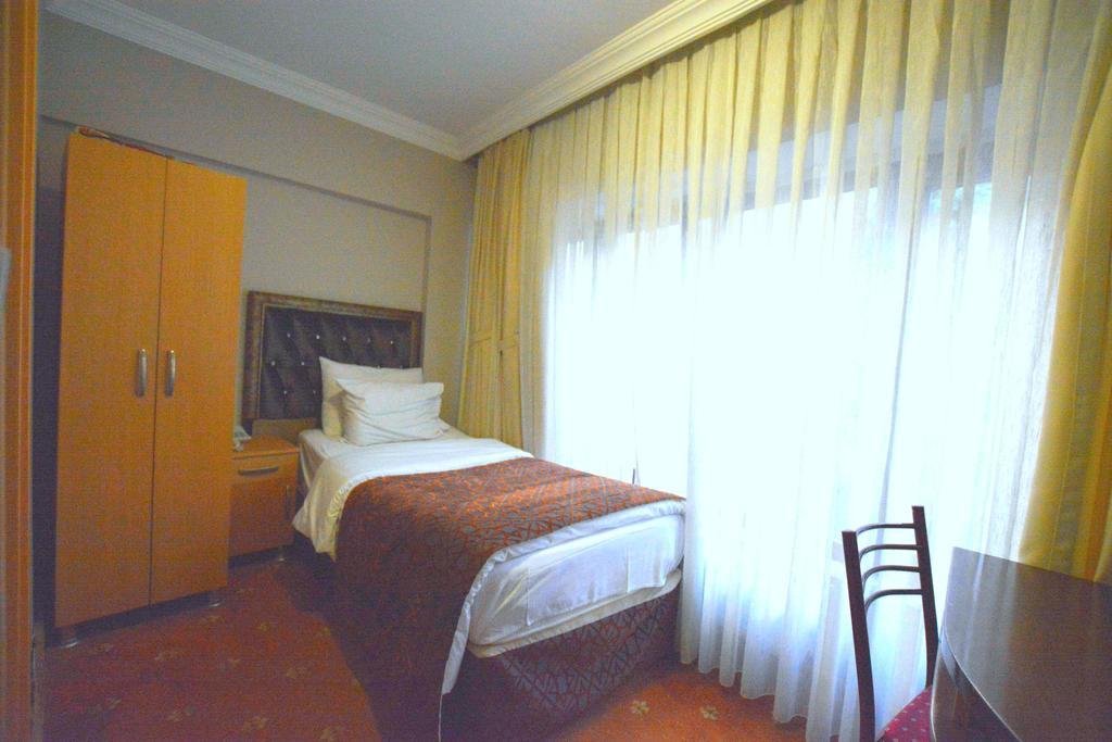 Palace Point Hotel Istanbul Exterior photo